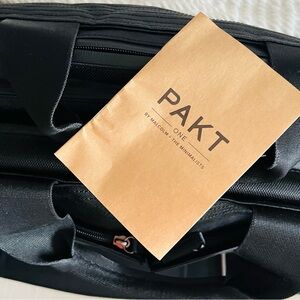 PAKT Black Men's Travel Bag